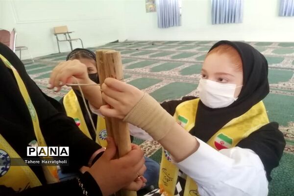 آموزش مهارت تشکیلاتی چوب و گره در دبیرستان عصمت صفادشت ملارد