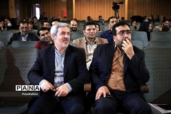 مراسم بزرگداشت مقام خبرنگار