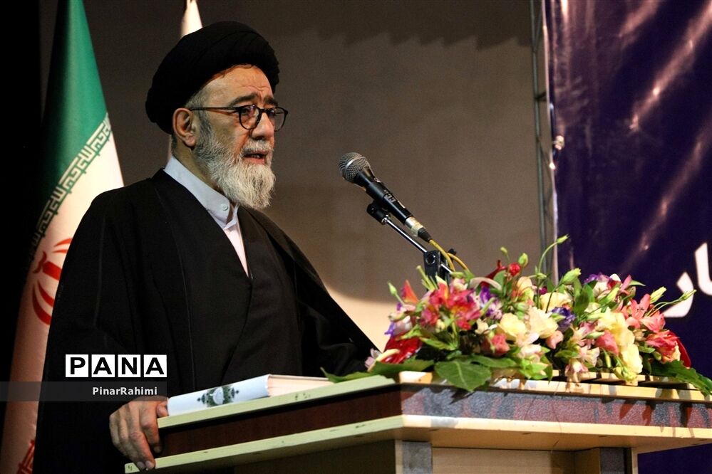 مراسم بزرگداشت مقام خبرنگار
