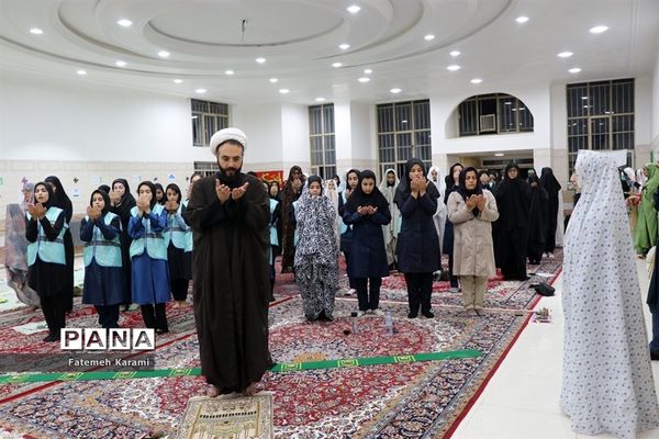 برنامه فرهنگی سوگواری حضرت رقیه (س) اعضای دختر سازمان دانش‌آموزی قطب 5 آذربایجان غربی