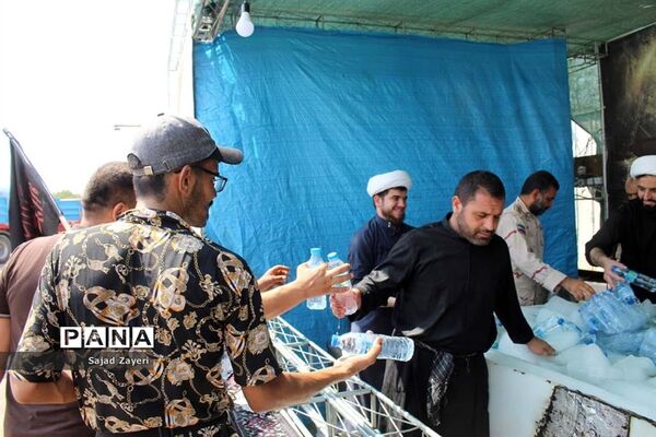 بازدید مدیر سازمان دانش‌آموزی خوزستان از موکب اربعینی آموزش و پرورش استان در پایانه مرزی شلمچه