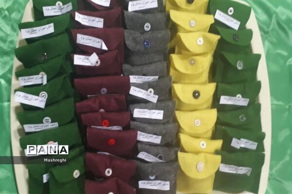برپایی سفره حضرت رقیه در اردوی قطبی - اصفهان