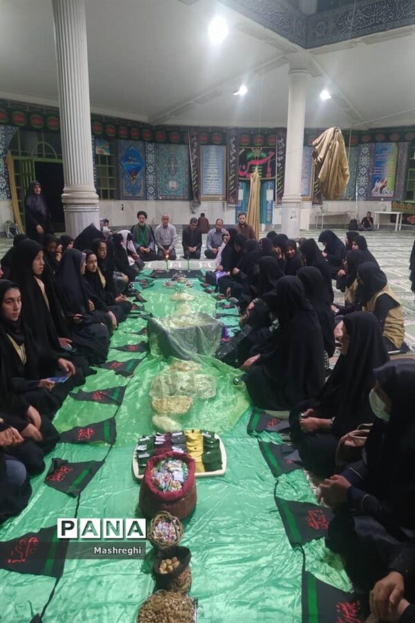 برپایی سفره حضرت رقیه در اردوی قطبی - اصفهان