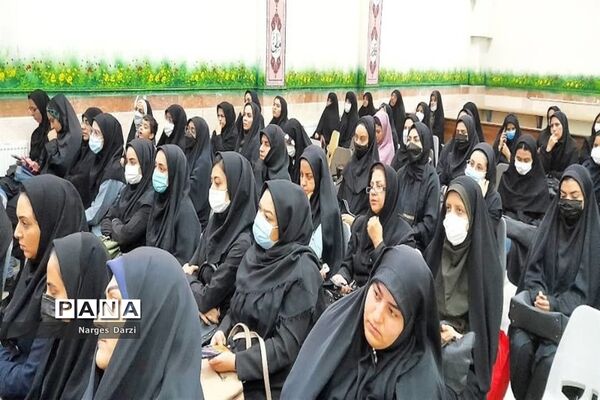 دوره‌ توانمندسازی و مهارت‌افزایی مربیان پیش‌دبستانی و مهدهای کودک در اسلامشهر