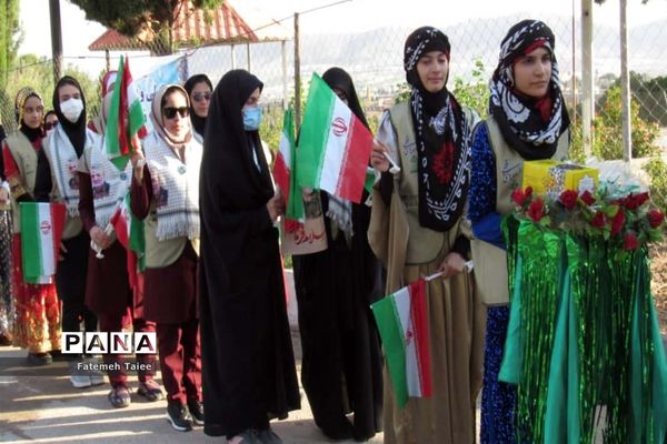 اولین روز حضور دانش‌آموزان خوزستان در اردوی قطبی لرستان