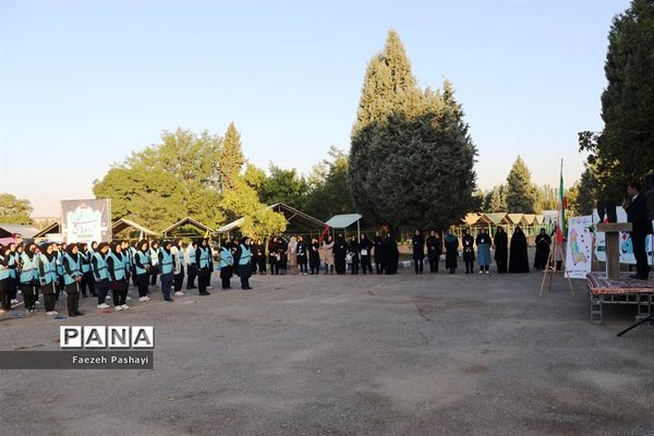 روز دوم اردوی قطبی اعضای دختر سازمان دانش‌آموزی قطب 5 آذربایجان غربی