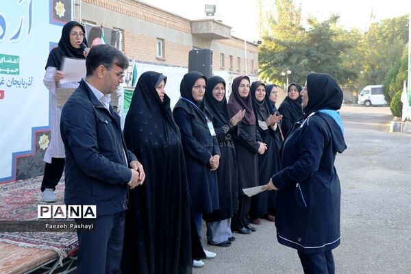 روز دوم اردوی قطبی اعضای دختر سازمان دانش‌آموزی قطب 5 آذربایجان غربی