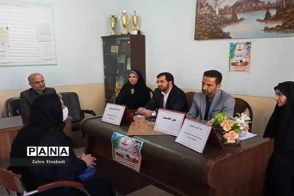 برگزاری میز خدمت مدارس استثنائی در شهرستان ملارد