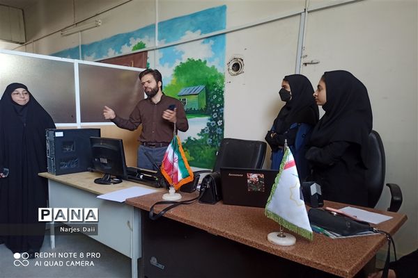 جلسه هم‌اندیشی دختران خبرنگار