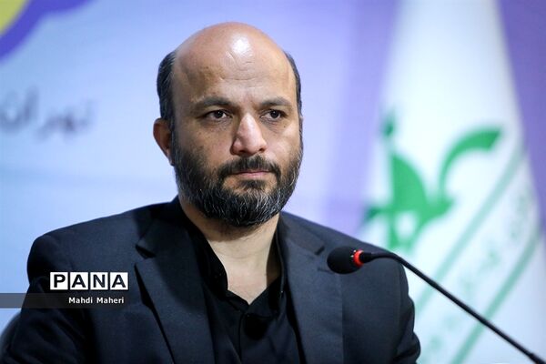 نشست خبری توزیع نوشت‌افزار ایرانی - اسلامی