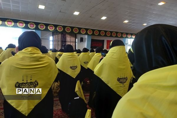 مراسم بدرقه کاروان دانش‌آموزی پیاده‌روی اربعین حسینی