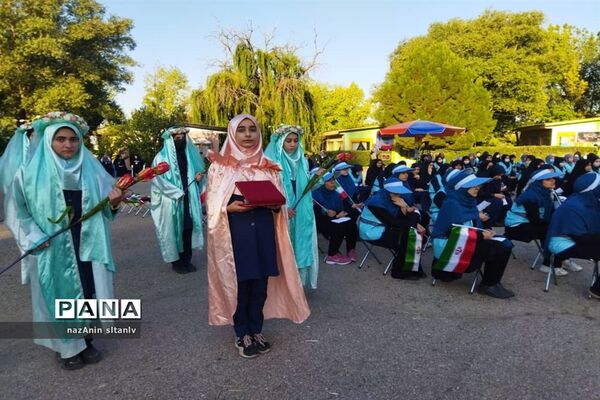 دانش‌آموزان اعضای سازمان دانش‌آموزی استان قزوین در اردوی قطبی