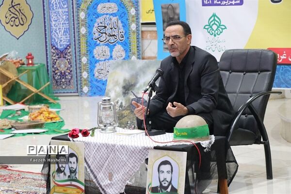نشست جهاد تبیین اعضای دختر سازمان دانش‌آموزی در اردوی قطب 5 آذربایجان غربی