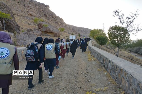فعالیت‌های دانش‌آموزان کرمانشاهی در اردوی قطبی- لرستان