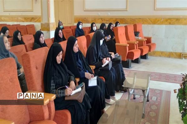 برگزاری جلسه توانمندسازی معاونان و مربیان پرورشی شهرستان نظر آباد