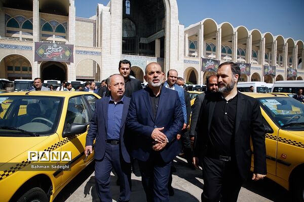 مراسم رونمایی و واگذاری مرحله نخست ناوگان حمل و نقل شهری
