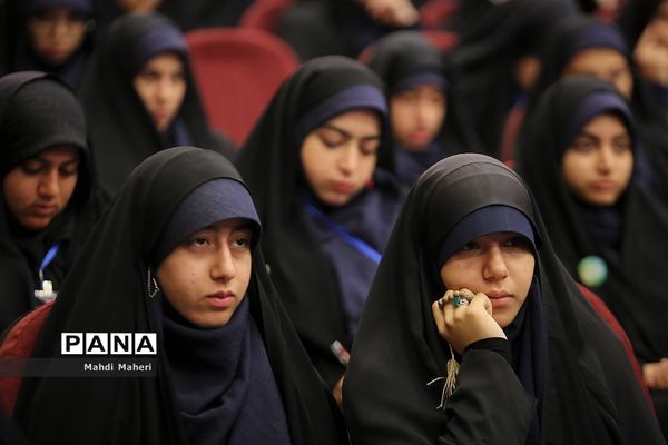 اختتامیه چهاردهمین کنگره اتحادیه انجمن‌های اسلامی دانش‌آموزان دختر