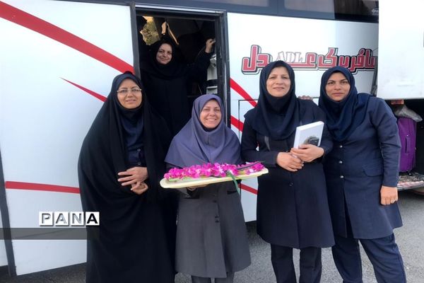 حضور دانش‌آموزان یزد در اردوی قطب اصفهان