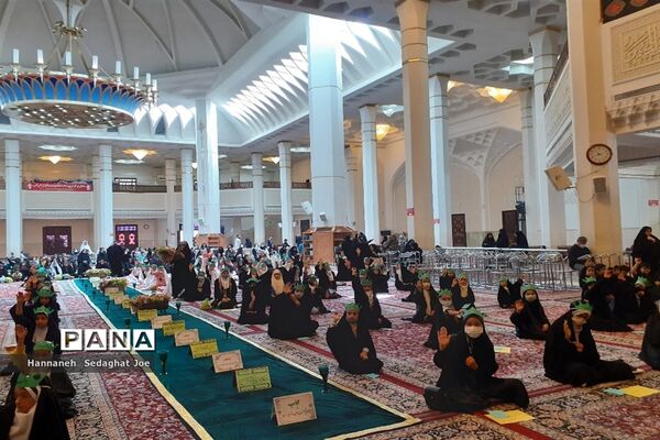 برپایی همایش دختران حسینی در حرم مطهر احمد بن موسی شاهچراغ (ع) شیراز ۲