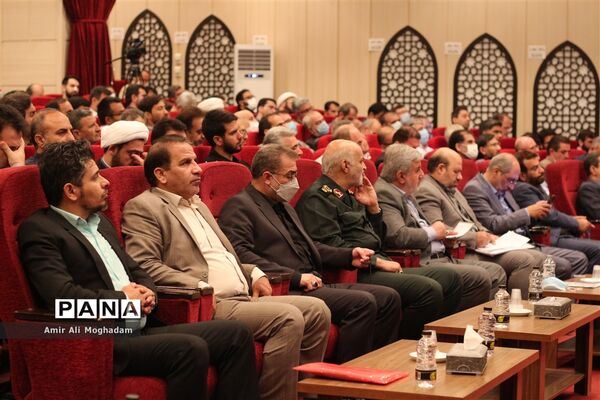 حضور سردار سلامی، در جلسه دانش‌افزایی و توانمندسازی اساتید بسیجی