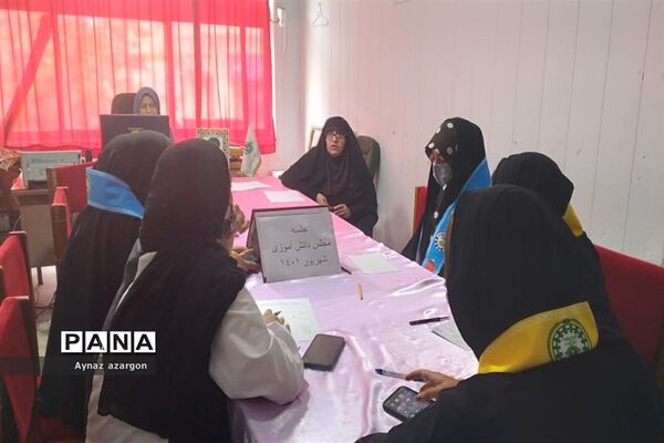 جلسه مجلس دانش‌آموزی در شهرستان قائمشهر