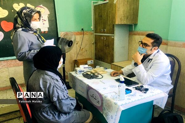 اجرای طرح جهادی پزشکی و پیراپزشکی در دبستان حضرت صدیقه ملارد