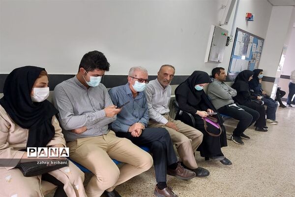 برگزاری میز خدمت سرپرست اداره کل آموزش و پرورش استان مازندران در شهرستان چالوس