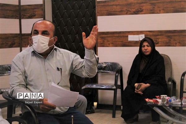 برگزاری جلسه مشترک مدیر آموزش و پرورش ناحیه 2 اهواز و بخشدار غیرانیه در آستانه سال تحصیلی جدید