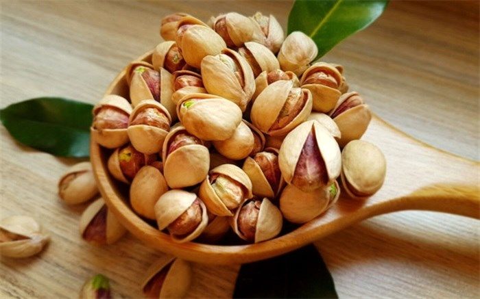 فواید پسته برای رشد کودکان