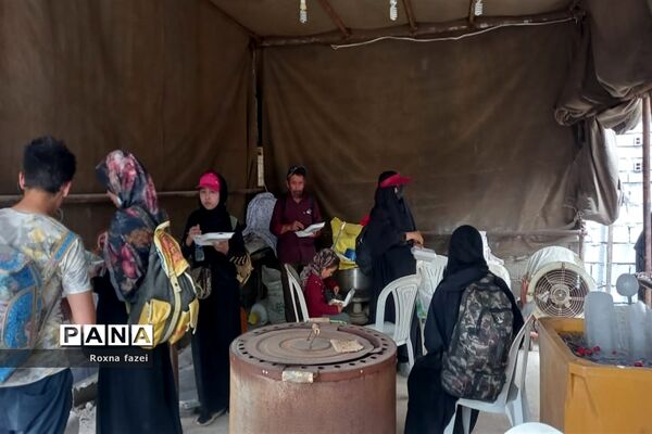 خدمت‌رسانی مواکب خدام اربعین حسینی در مرز شلمچه