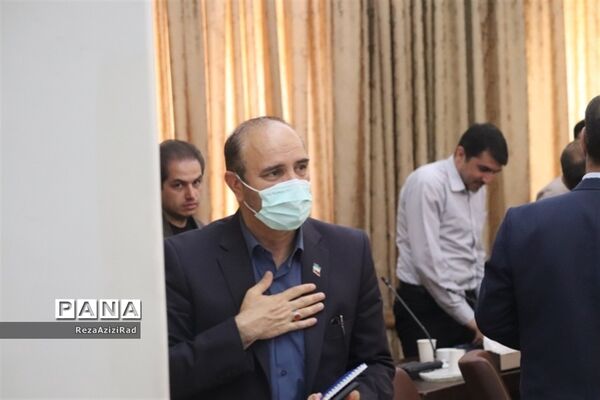 اولین گفت‌وگوی مجازی شورای آموزش و پرورش آذربایجان شرقی با مدیران مدارس سراسر استان
