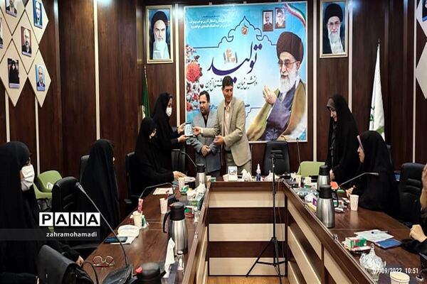 نشست معاونان و مربیان پرورشی مدارس منطقه ۱۰ در آستانه سال تحصیلی جدید