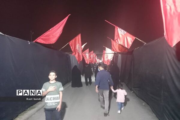 بازدید نمازگزاران نوجوان مسجد جامع جعفریه منطقه ۱۳ از نمایش تنهاتر از مسیح