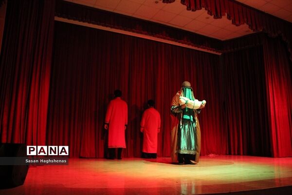 نمایش مذهبی «معرکه آب» در شهرستان اسلامشهر