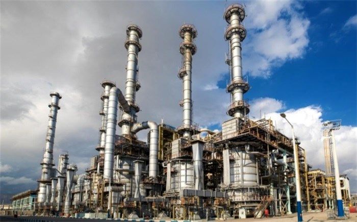 ساخت و تجهیز پالایشگاه فرامرزی صادارت فناوری است 