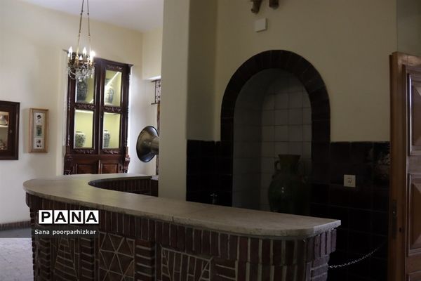 خانه موزه مقدم