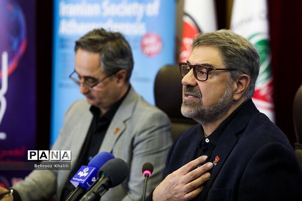 نشست خبری بیست و دومین کنگره بین‌المللی تازه‌های قلب و عروق