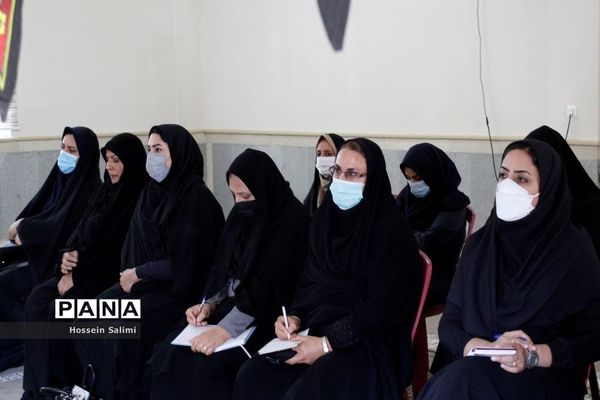 نشست مدیران جدید الانتصاب مدارس ناحیه یک بندرعباس