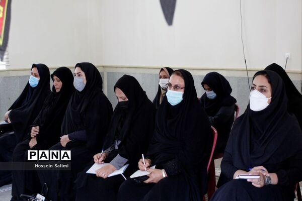 نشست مدیران جدید الانتصاب مدارس ناحیه یک بندرعباس