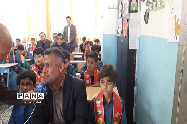 نواختن زنگ مانور بازگشایی مدارس شهرستان محمودآباد همزمان با سراسر استان مازندران