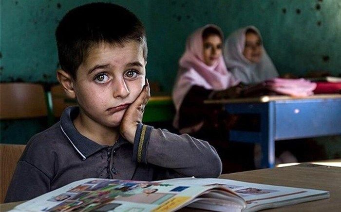 پویش «همه حاضر» برای کمک به دانش‌‌آموزان کم‌برخوردار