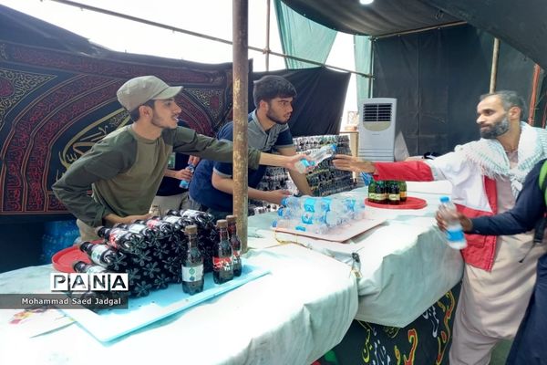 پذیرایی از زائران پاکستانی اربعین در مرز بین‌المللی ریمدان