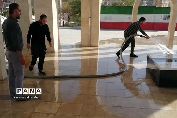 غبارروبی مزار شهدای گمنام رودهن در آستانه اربعین