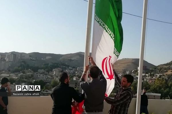 غبارروبی مزار شهدای گمنام رودهن در آستانه اربعین