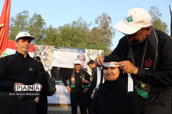 موکب فرزندان حاج‌قاسم در مسیر نجف به کربلا