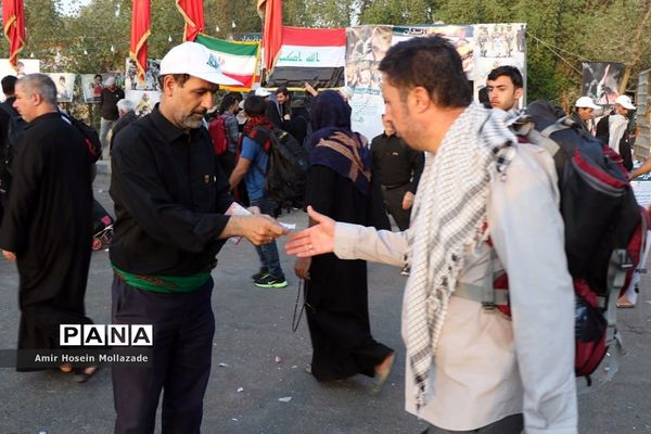 موکب فرزندان حاج‌قاسم در مسیر نجف به کربلا