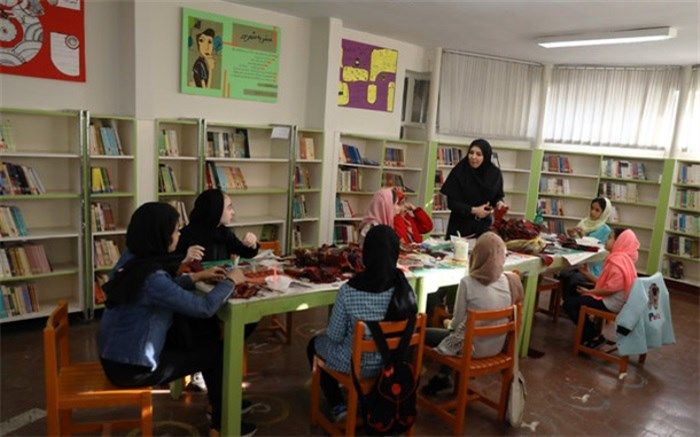 ادغام و تعطیلی راهگشا نیست؛ دست کانون را برای اداره بهتر کتابخانه‌هایش بگیریم