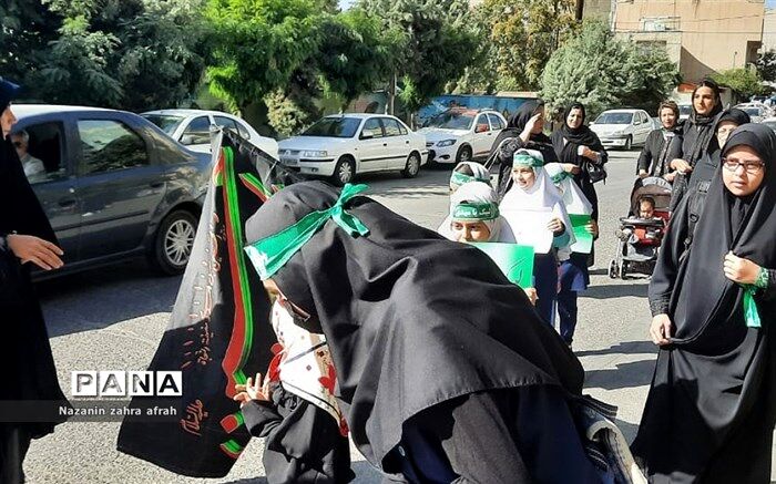 شعار زینب آیین است؛ پیام اربعین این است