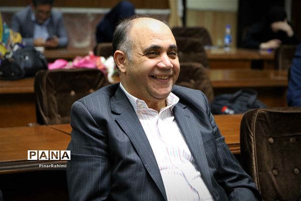 نشست خبری مدیرکل فرهنگ و ارشاد اسلامی آذربایجان شرقی