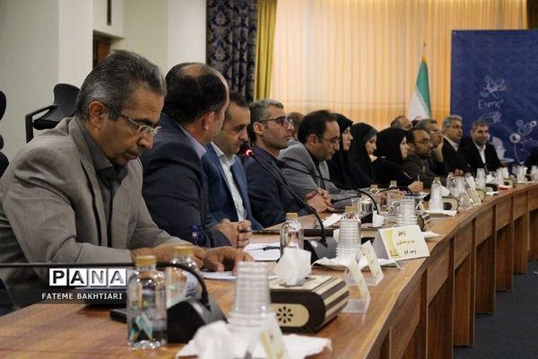 نشست مدیران ادارات تکنولوژی و گروه‌های آموزشی استان‌ها در اردوگاه شهید‌باهنر